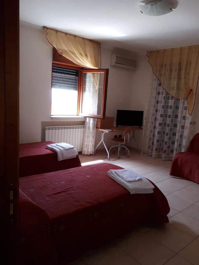 B&B Porta Del Gargano Сан-Марко-ін-Ламіс Екстер'єр фото
